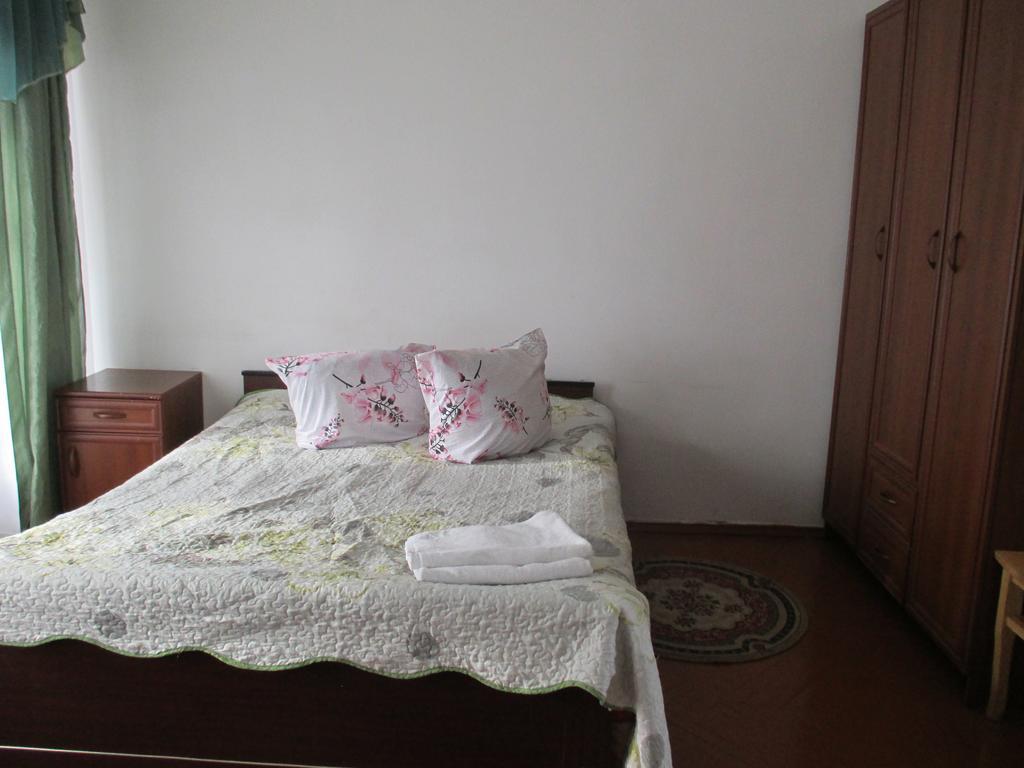 Otel Issyk-Kul-Karakol Bagian luar foto