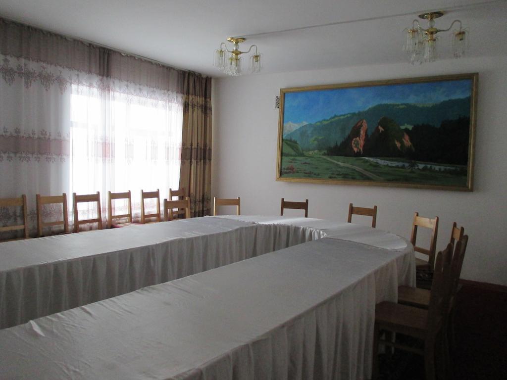 Otel Issyk-Kul-Karakol Bagian luar foto