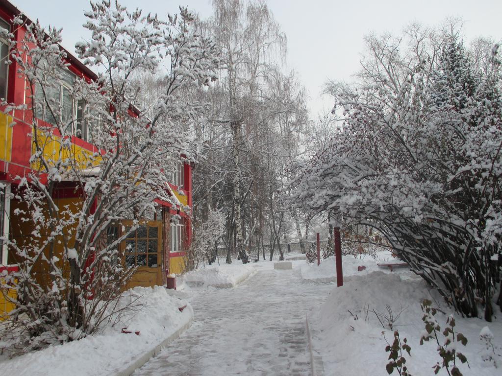 Otel Issyk-Kul-Karakol Bagian luar foto