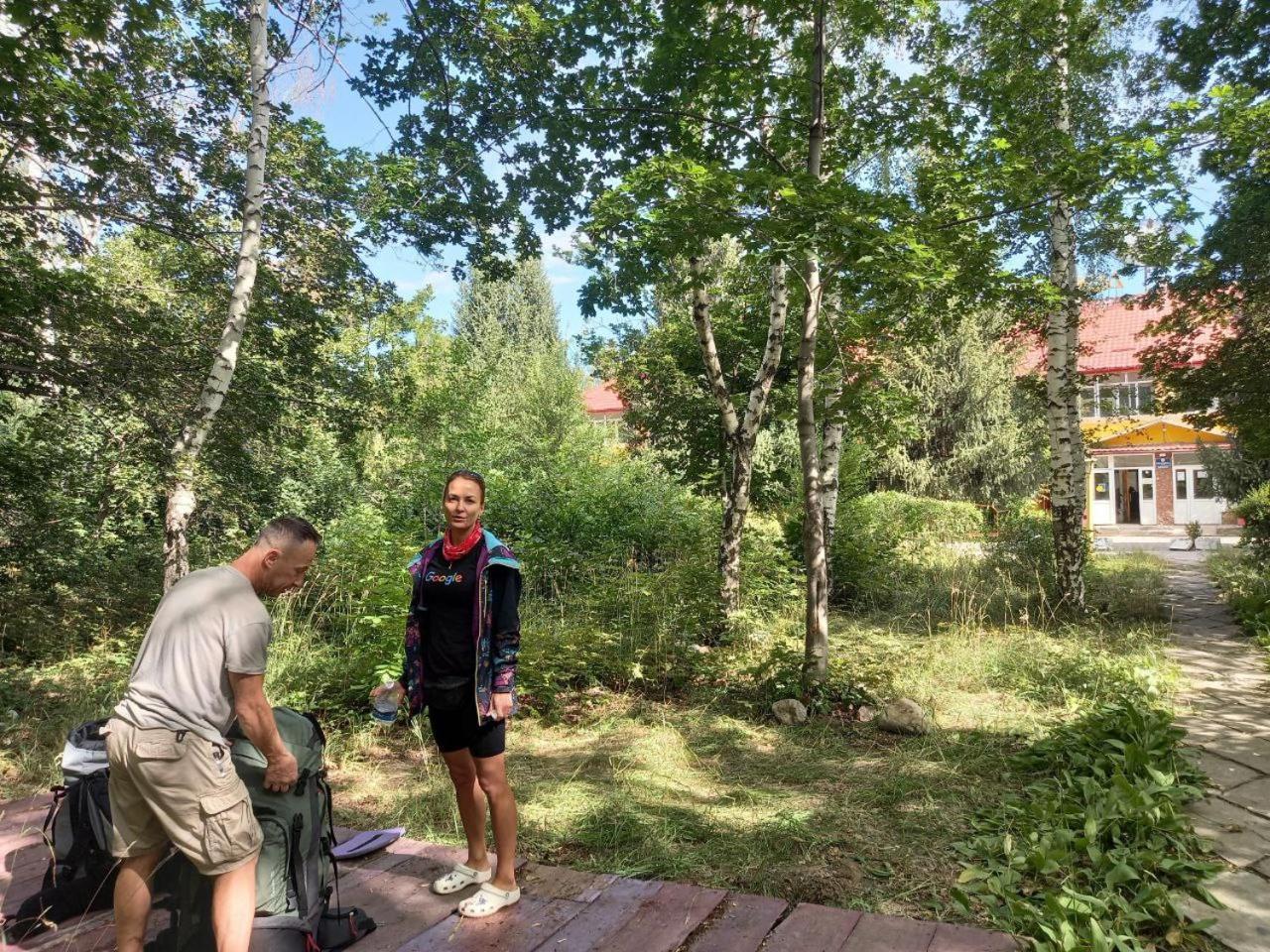 Otel Issyk-Kul-Karakol Bagian luar foto