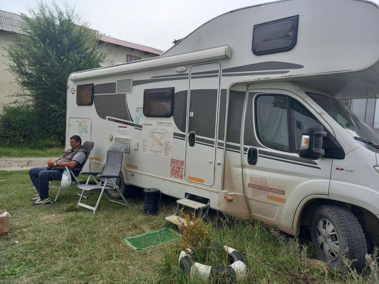 Otel Issyk-Kul-Karakol Bagian luar foto