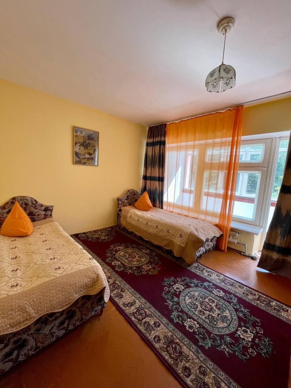 Otel Issyk-Kul-Karakol Bagian luar foto