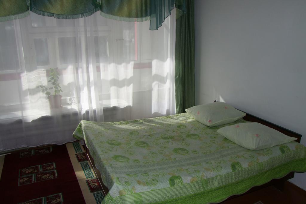 Otel Issyk-Kul-Karakol Bagian luar foto