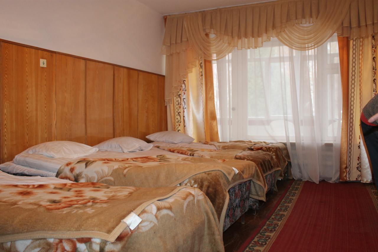 Otel Issyk-Kul-Karakol Bagian luar foto