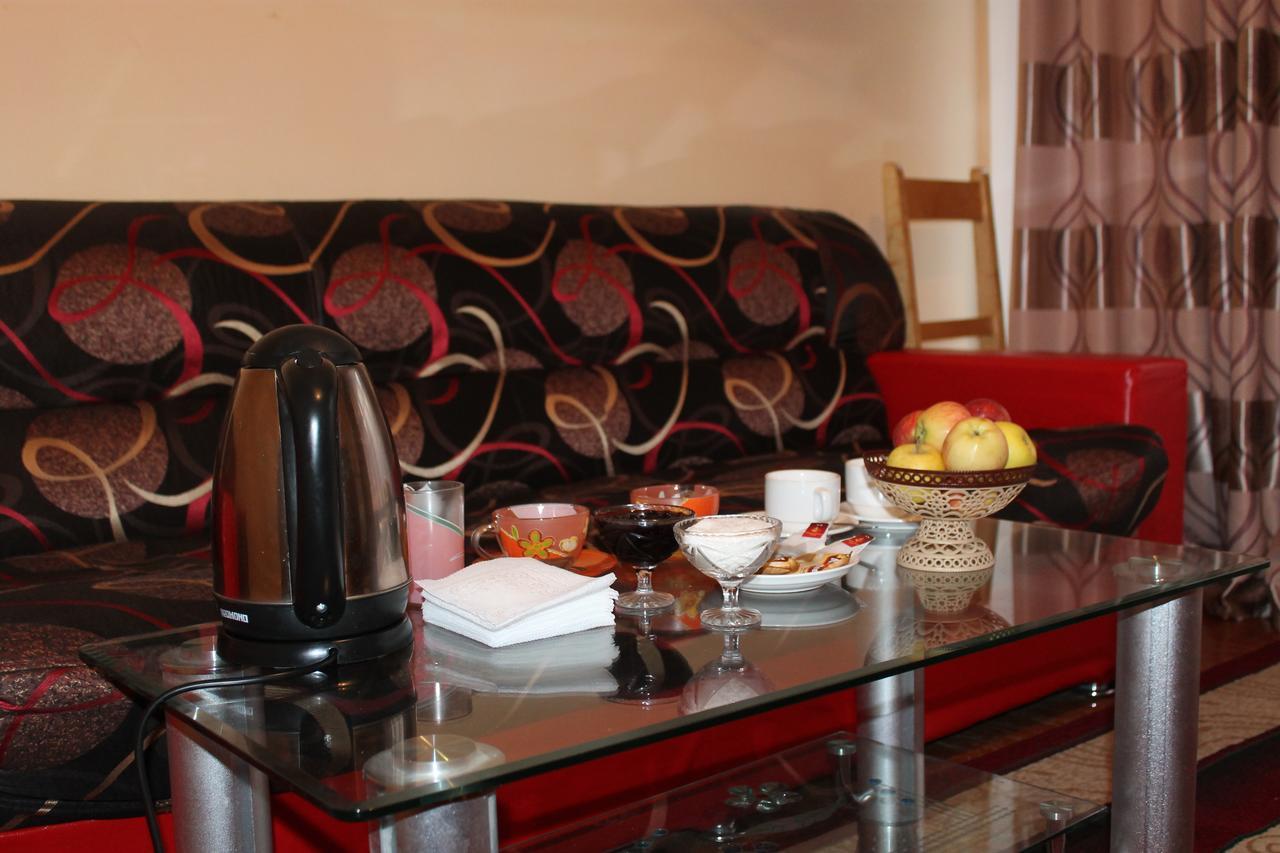 Otel Issyk-Kul-Karakol Bagian luar foto