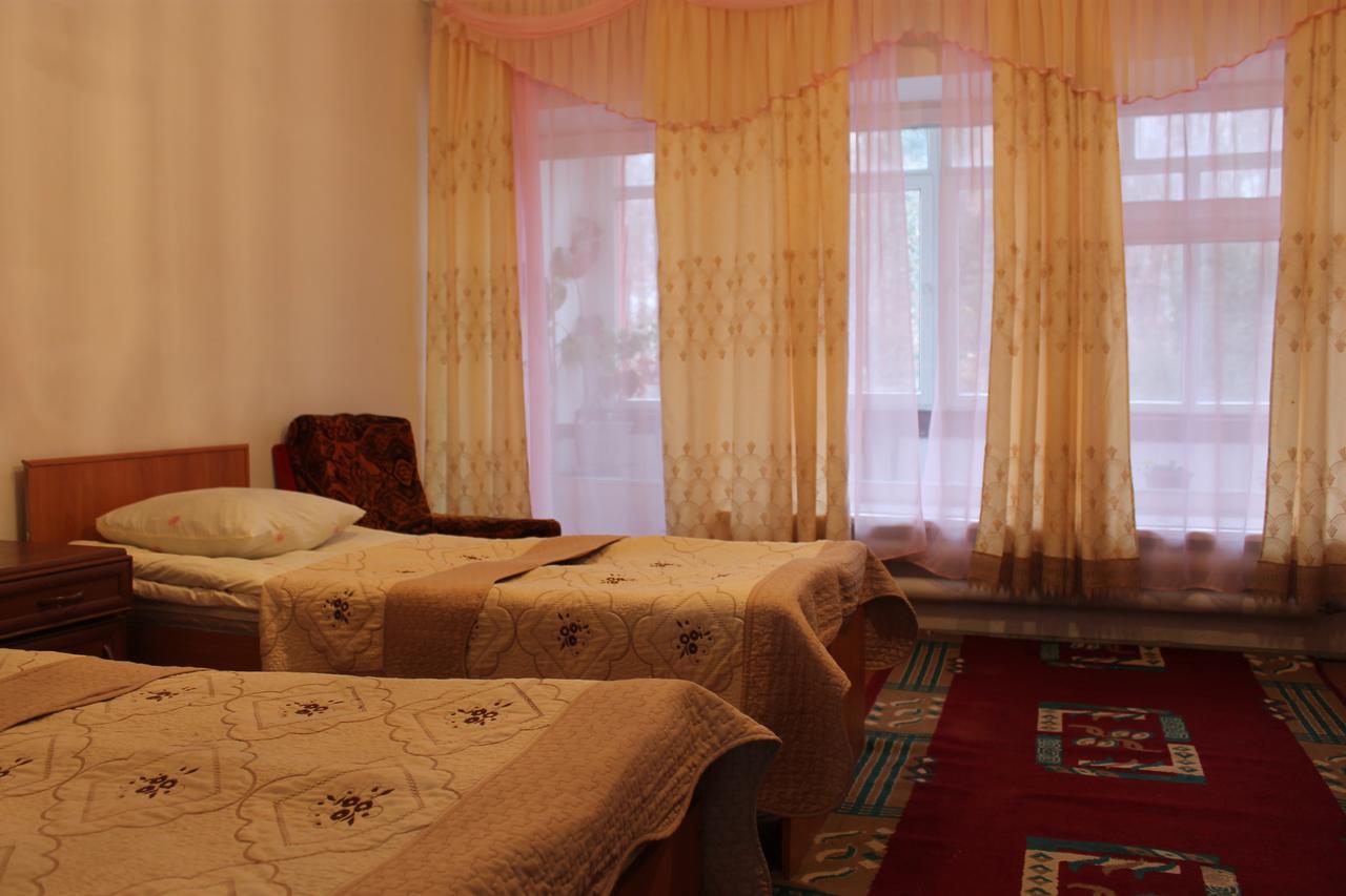 Otel Issyk-Kul-Karakol Bagian luar foto