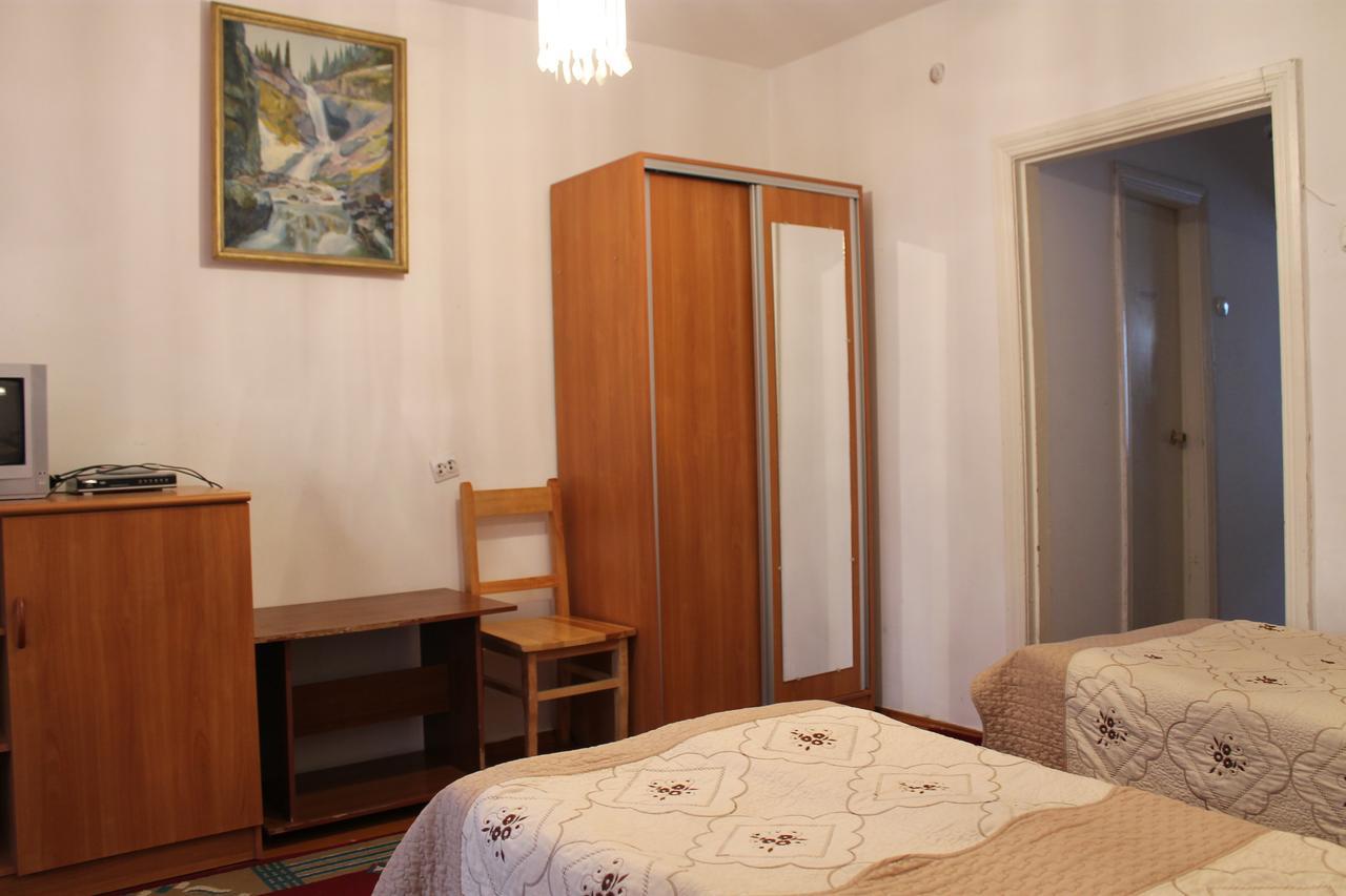 Otel Issyk-Kul-Karakol Bagian luar foto