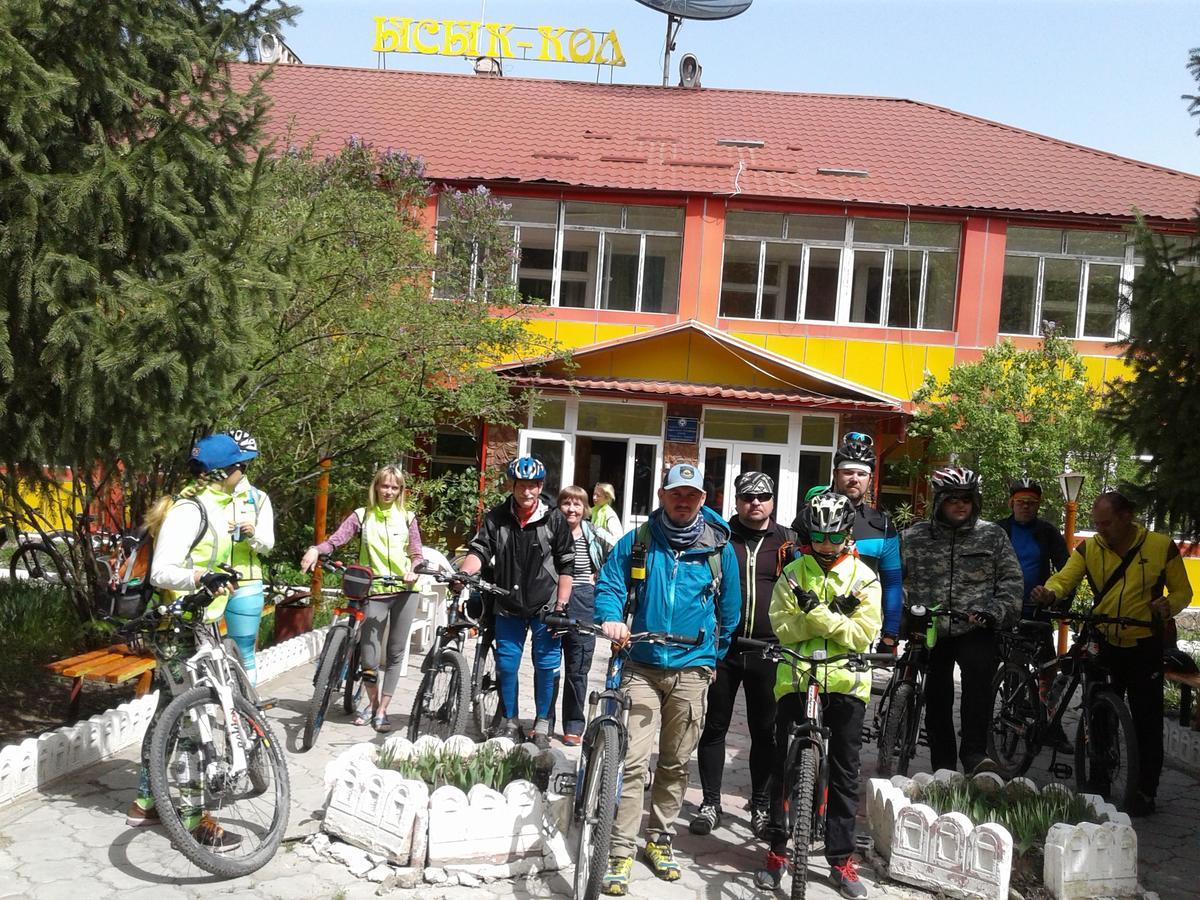 Otel Issyk-Kul-Karakol Bagian luar foto